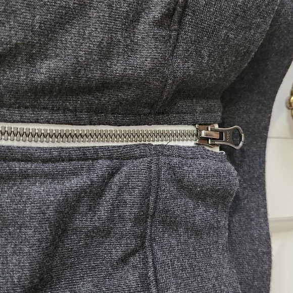 Like New Womens Nike 2 Way Zipper Hoodie Grey XS - Picture 4 of 6